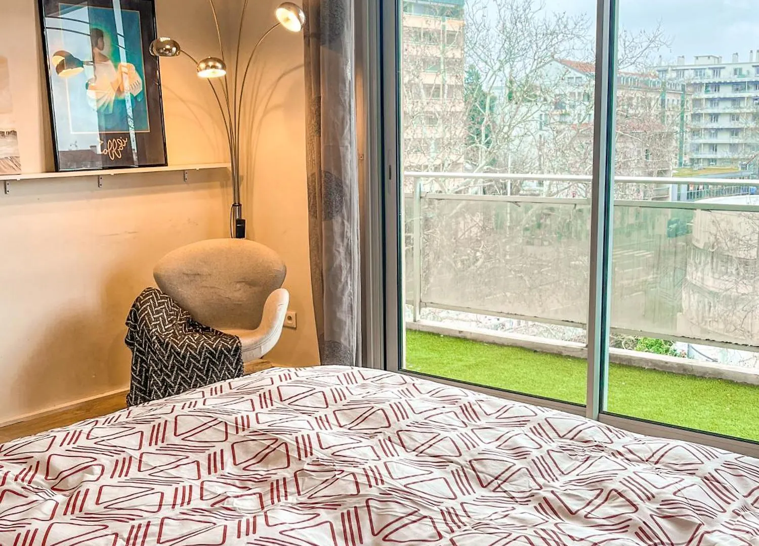 Le Fort - T2 Cosy - Place Des Freres Lumiere Lyon France